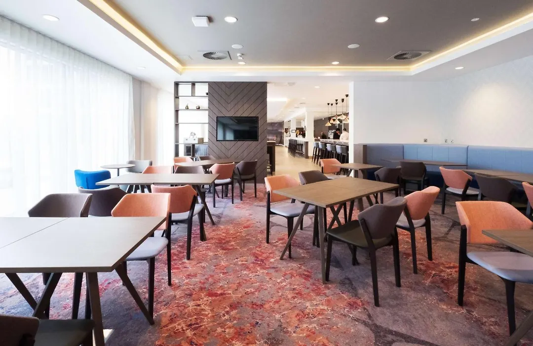 Hampton By Hilton Aberdeen Airport-1