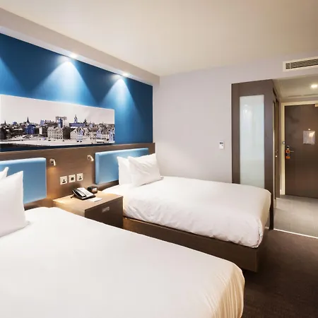 Hampton By Hilton Aberdeen Airport-2
